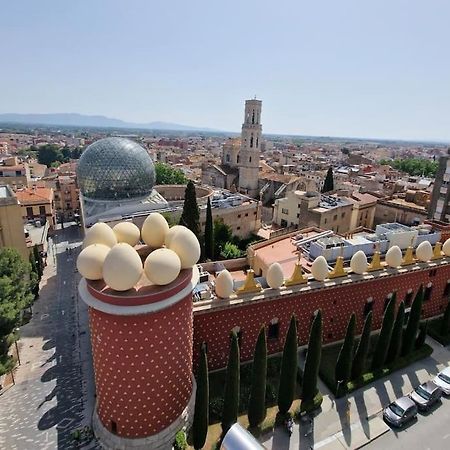 Апартаменты Atico Frente Al Museo Dali Фигерас Экстерьер фото
