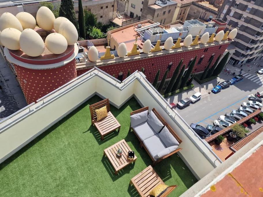 Апартаменты Atico Frente Al Museo Dali Фигерас Экстерьер фото